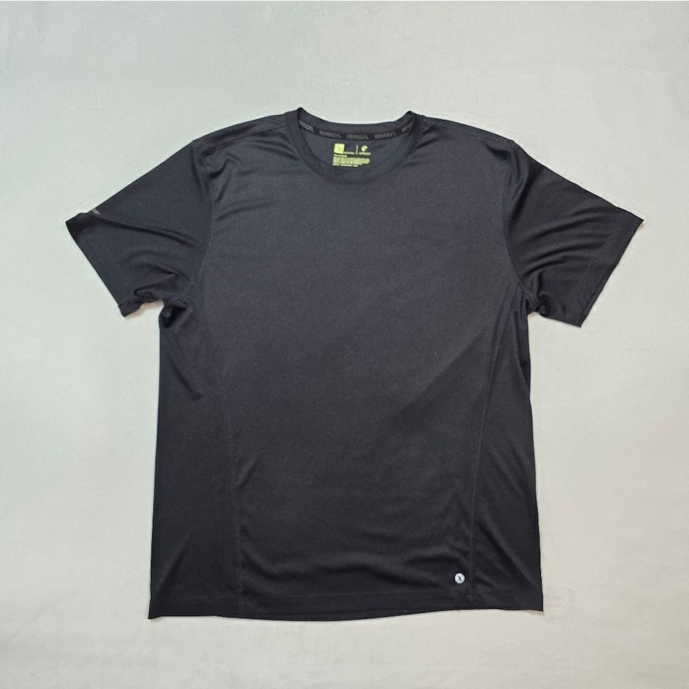 🌿Xersion men sport t shirt size L